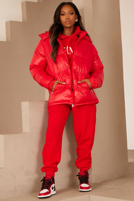 Red puffer discount jacket with fur
