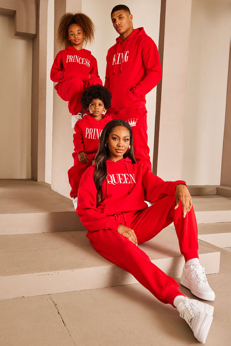 Family Goals Women s Queen Hoodie Red