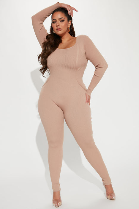 Fashion nova plus best sale size jumpers