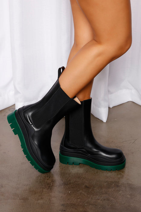 Black pull sales on booties