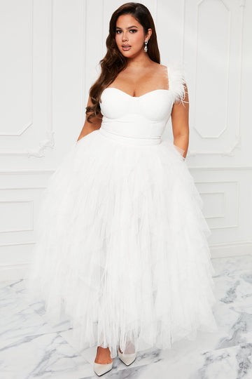 Fashion nova plus size hotsell dresses