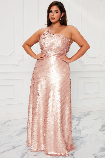 Fashion nova plus sales size dress sale