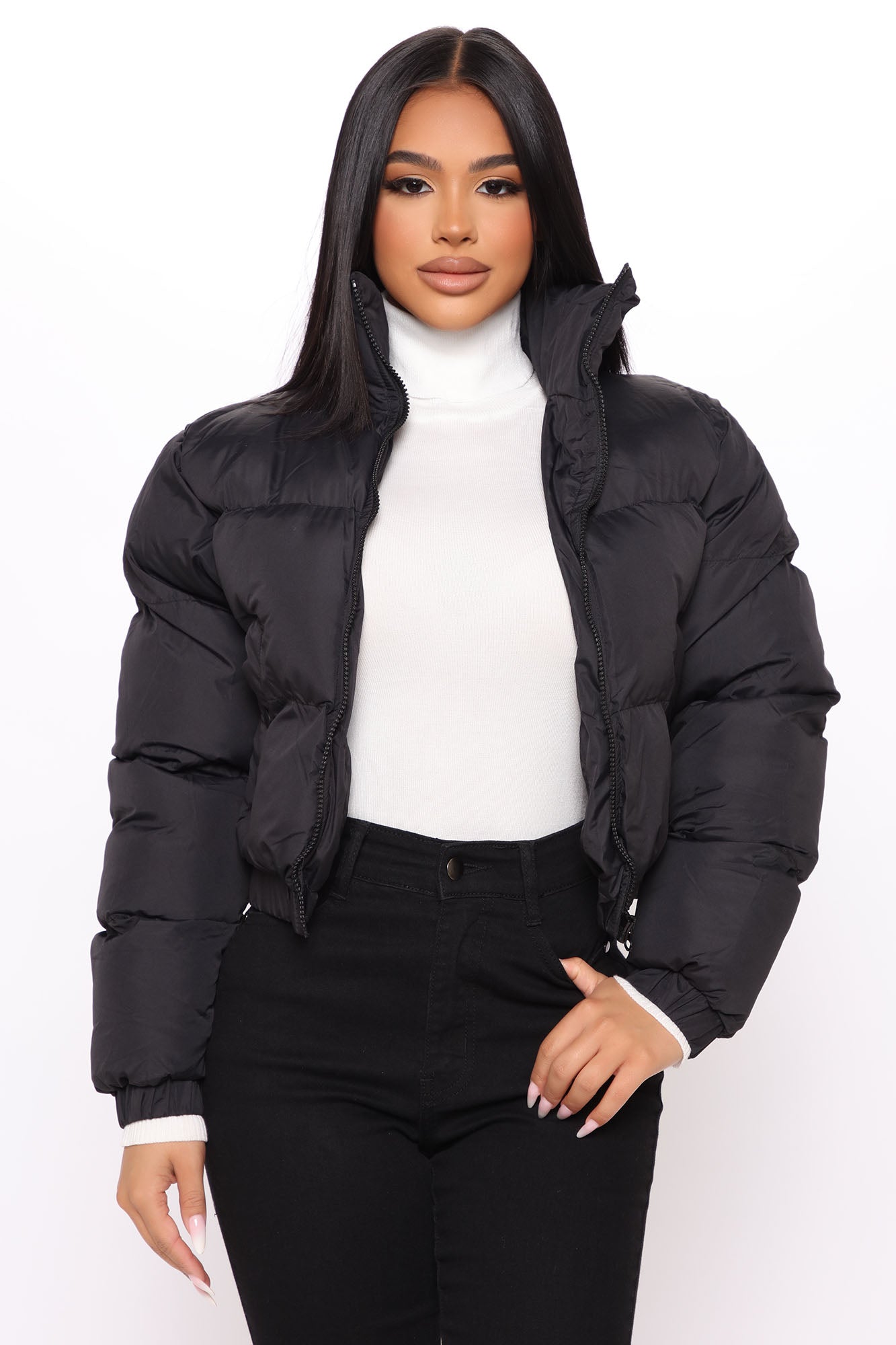 Womens Cropped Puffer Jacket  Cropped puffer jacket, Puffer jacket outfit, Black  puffer jacket