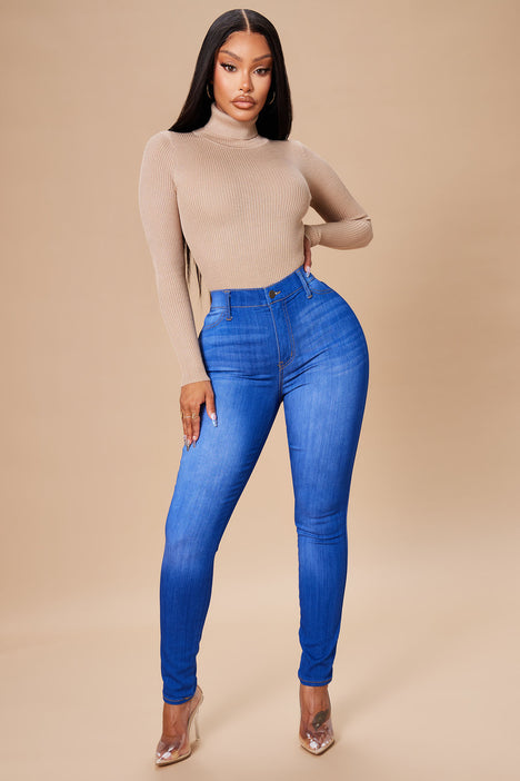 Fashion shop nova sweaters