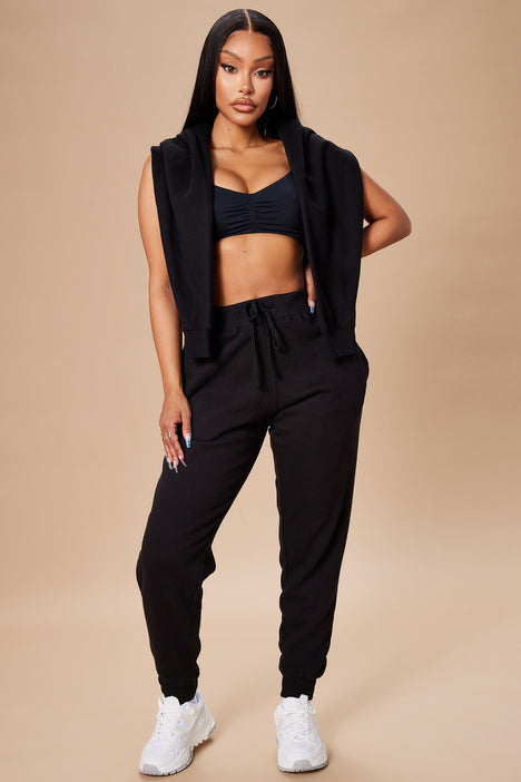 Crop top outfits with jogger pants on sale