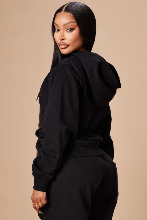 Long discount black hoodie