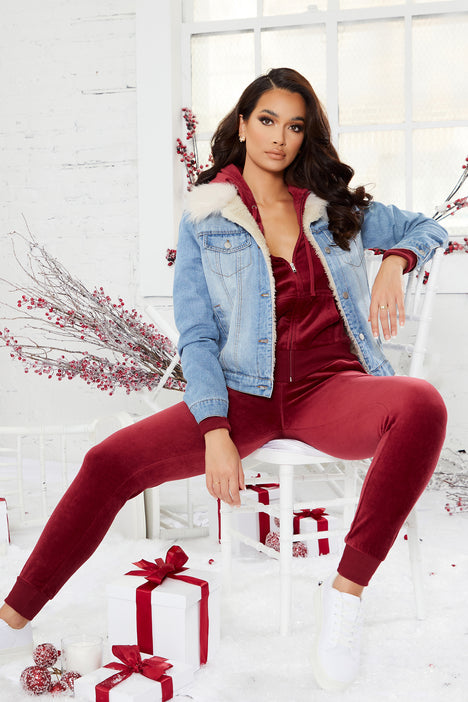 Fashion nova jean cheap jacket with fur