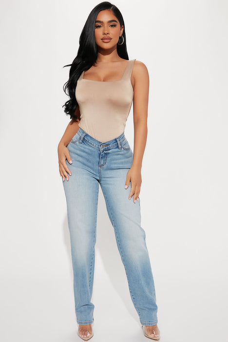 Best fashion nova jeans for sales short legs