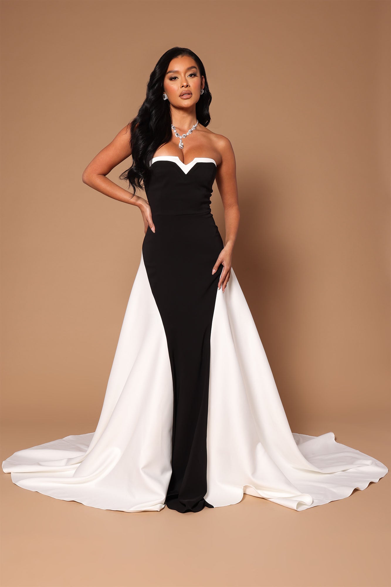 Fashion nova black and white hot sale dress
