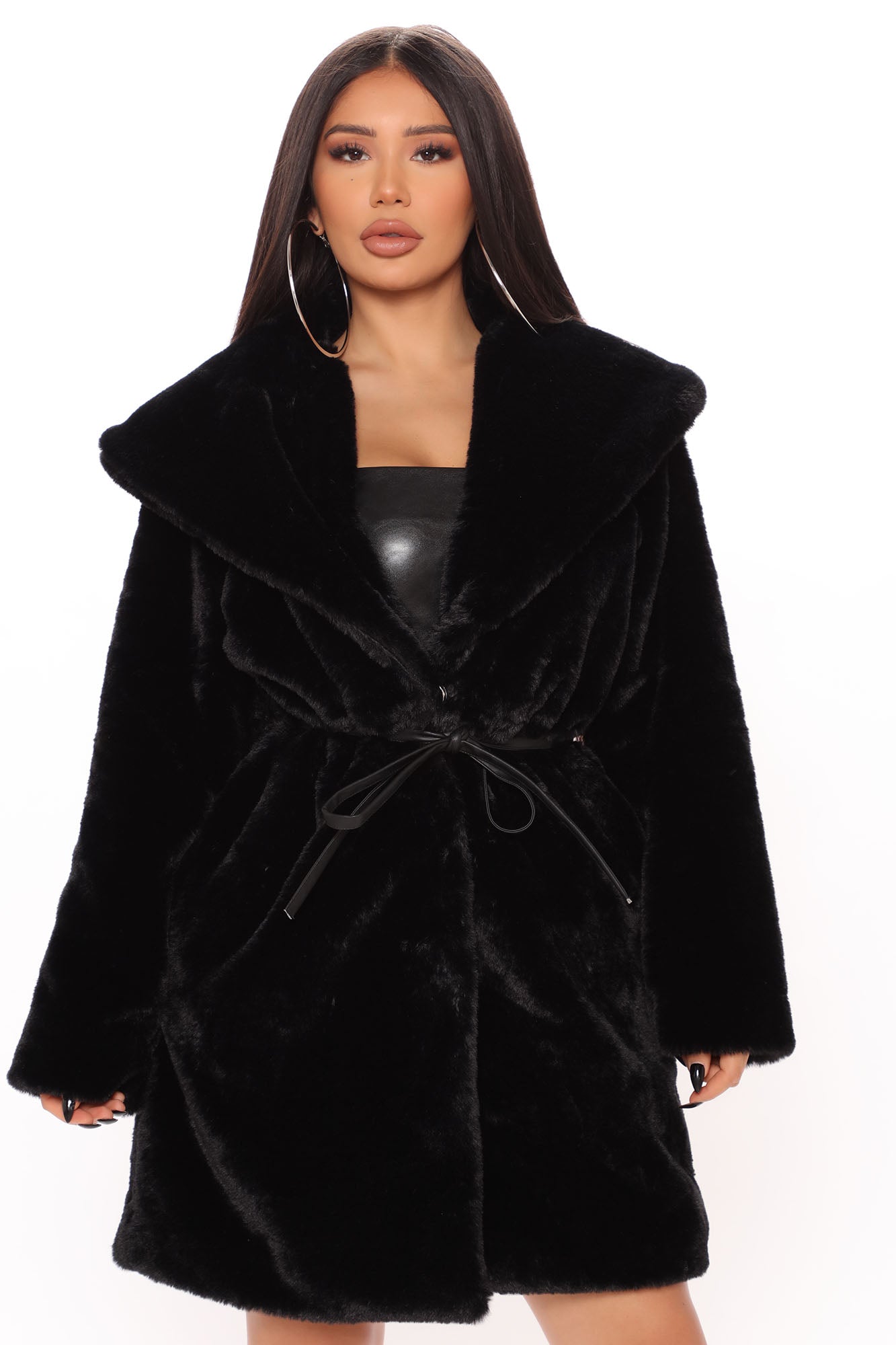 Fashion nova faux fur coats store