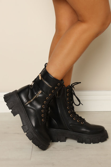 String outlet up booties