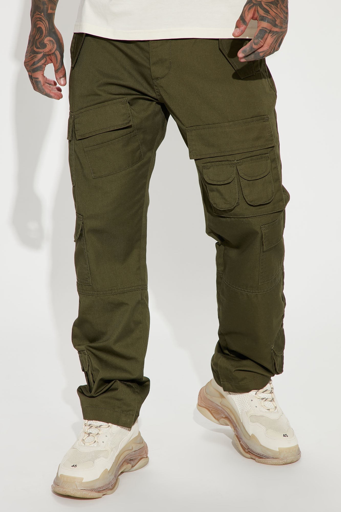 Green Cargo Pants Outfit @fashionnova.com  Cargo pants outfit, Green cargo  pants outfit, Green cargo pants