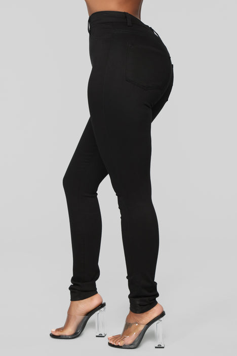 Fashion nova perfectly classic jeans hotsell