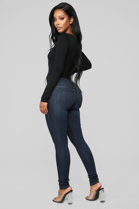 Fashion nova size jeans best sale
