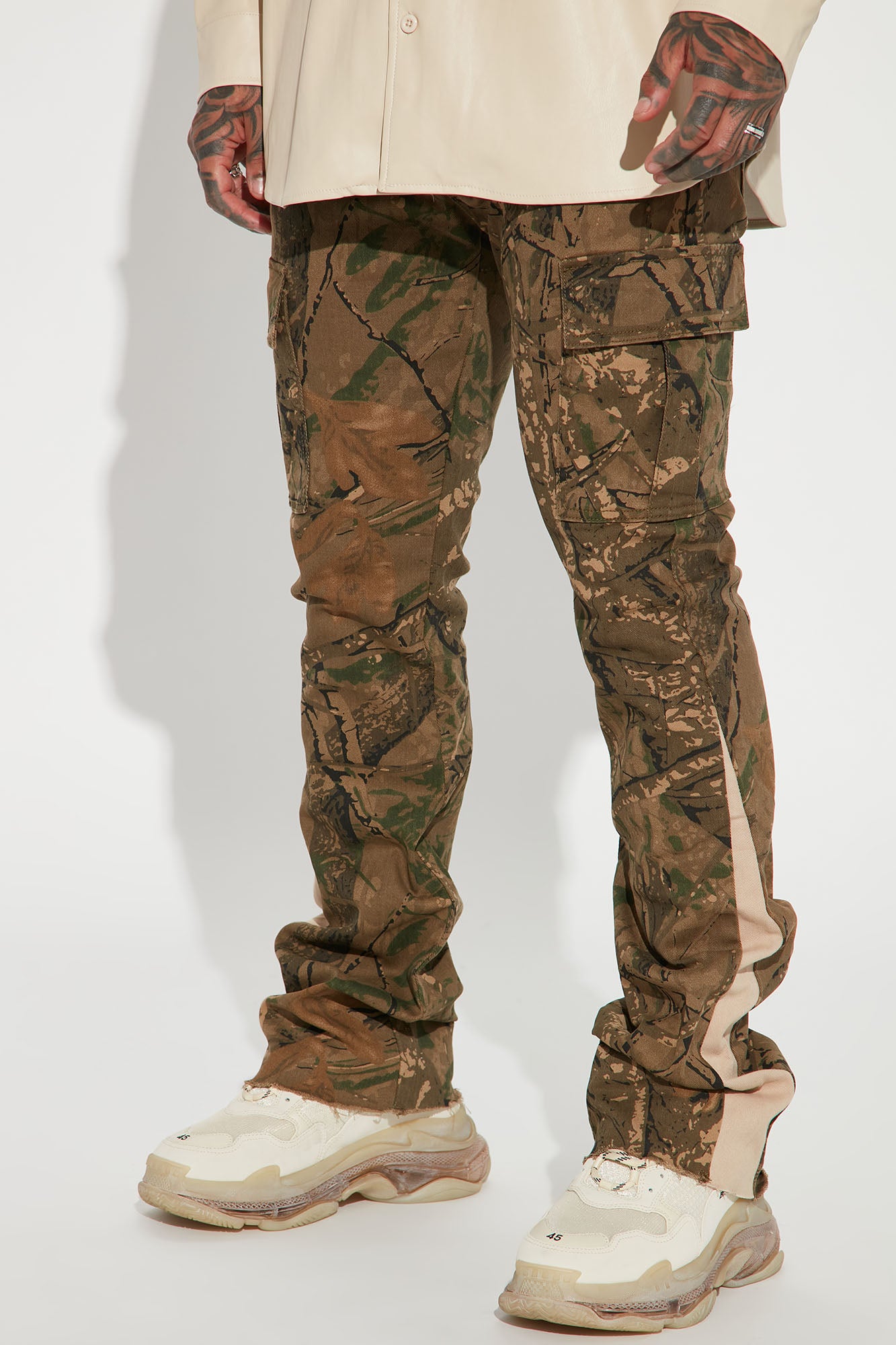On The Hunt Cargo Flared Pants - Camouflage