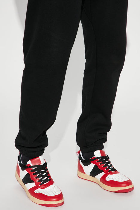Everyday Classic Sneakers Red Fashion Nova Mens Shoes