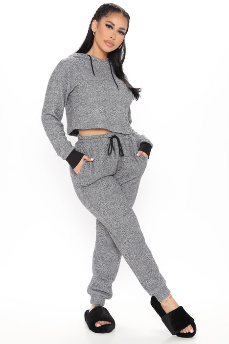 Fashion nova online grey joggers