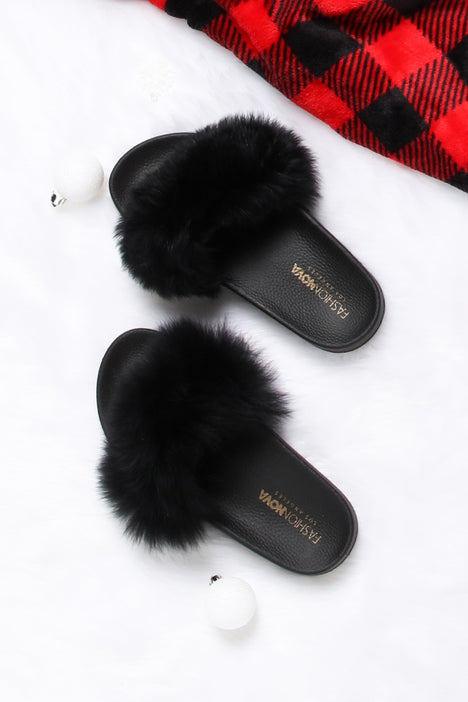 Furry slides top fashion nova