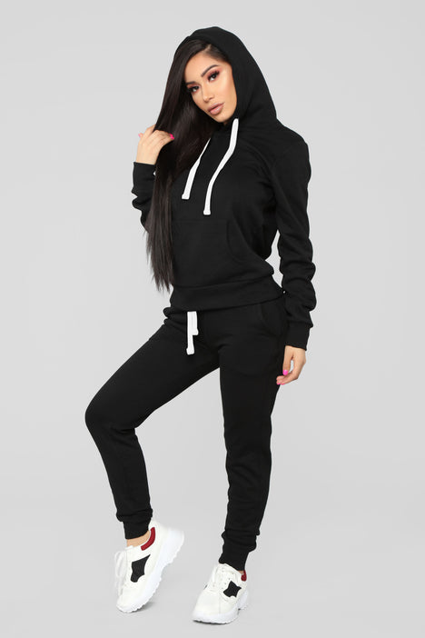 Relaxed Vibe Solid Hoodie Black