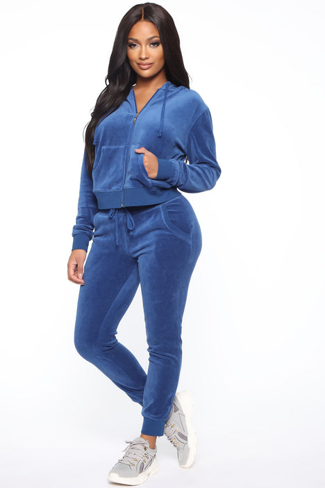 Fashion nova womens tracksuit sales