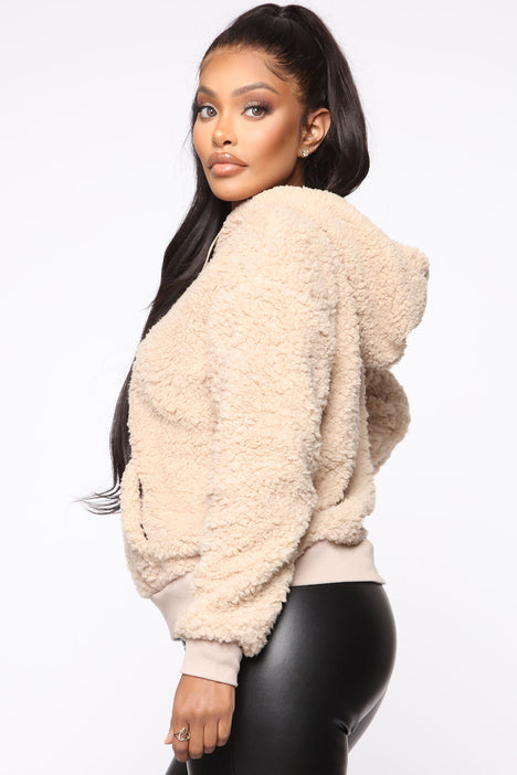 Tan sherpa pullover best sale