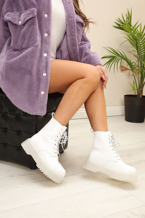 Fashion nova cheap combat boots
