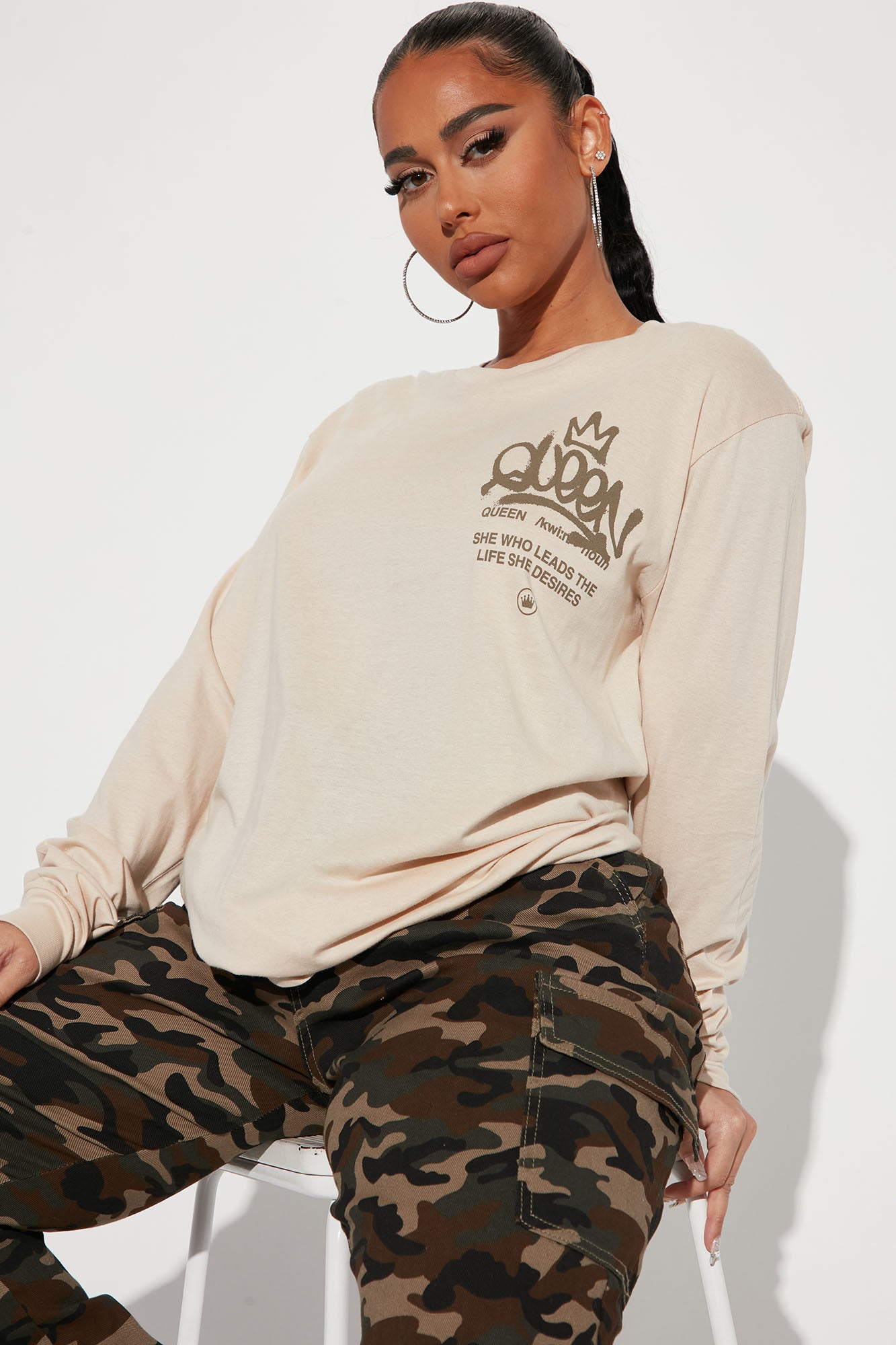 Queen sweatshirt discount forever 21