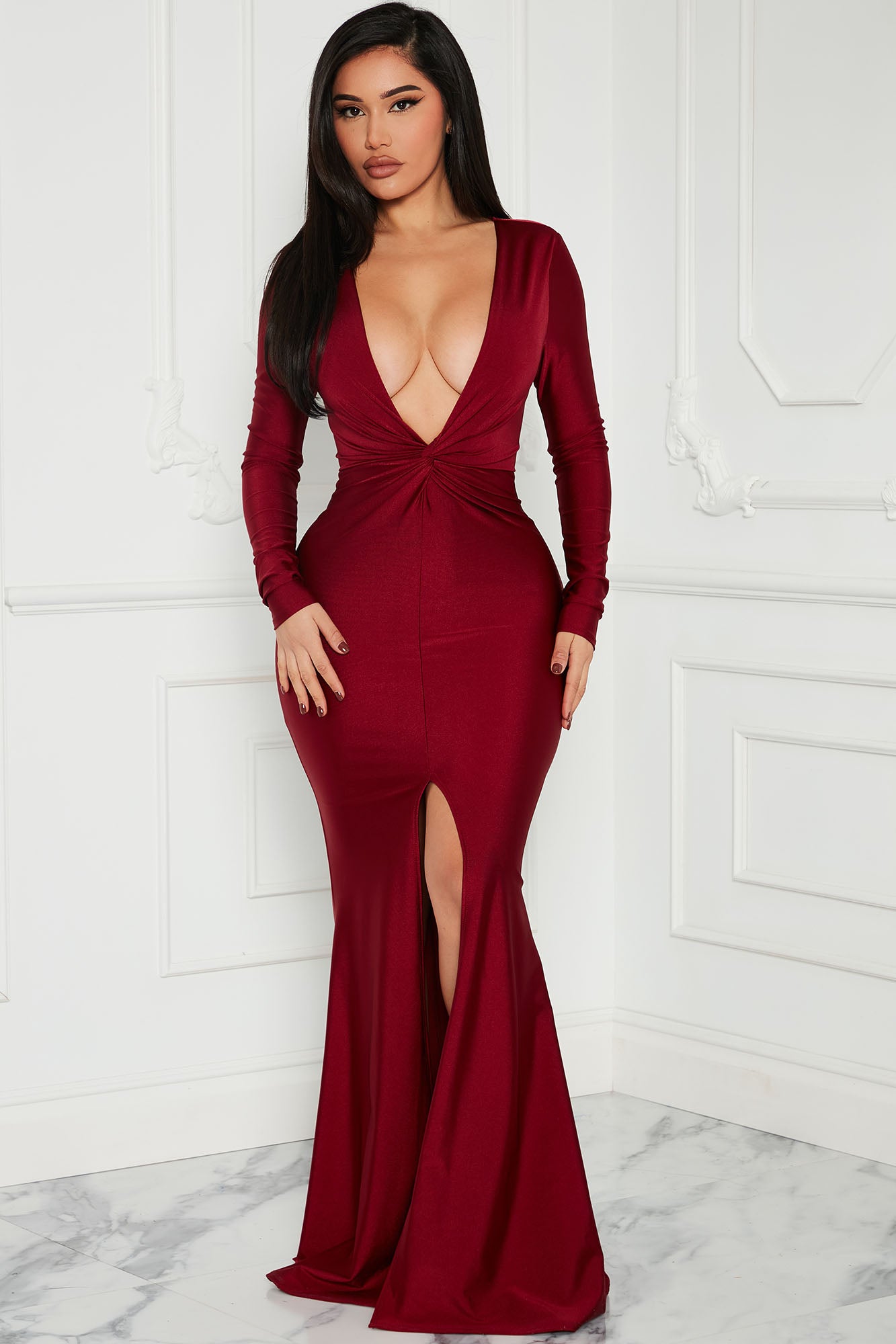 Fashion nova burgundy maxi dress 2025