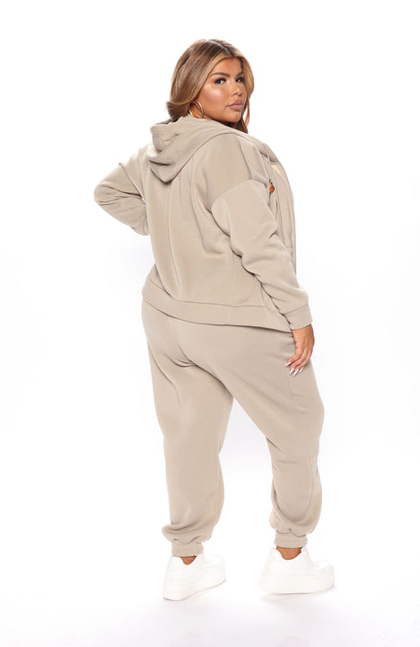 Butterfly joggers fashion 2025 nova