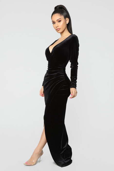 Never ending night discount maxi dress