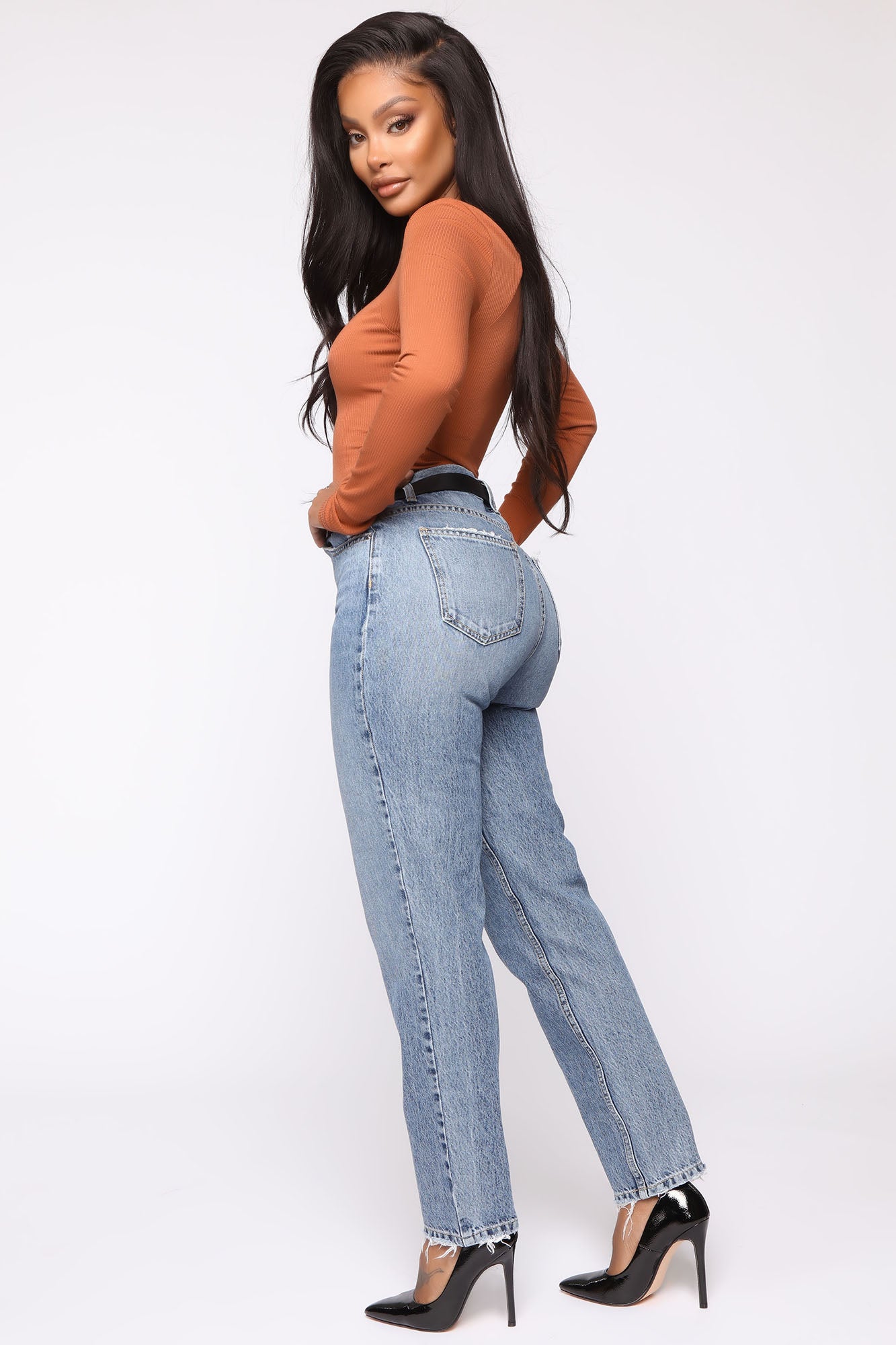 Very Special High Rise Mom Jeans Medium Wash Fashion Nova