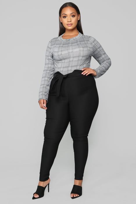 Fashion nova knot your girl pants 2025