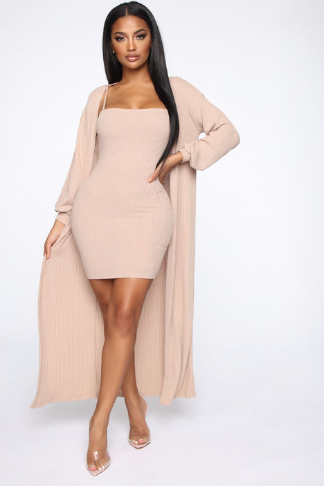Fashion nova fall dresses hotsell