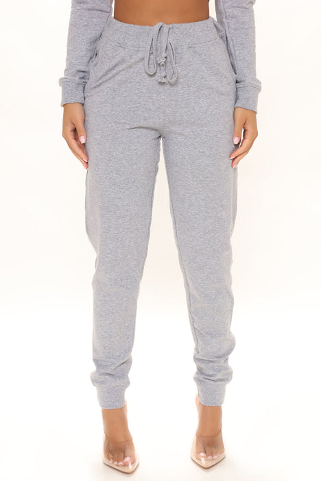 Fashion nova deals grey joggers