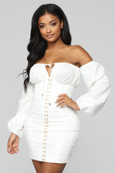 Fashion nova white off the shop shoulder dress
