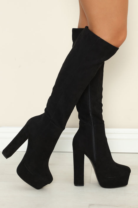 Fashion nova clearance black boots