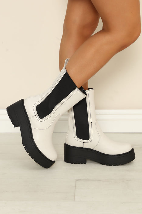 Fashion nova new arrivals white shoes