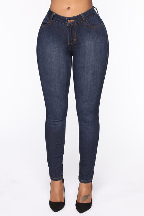 Fashion nova outlet jeans short length