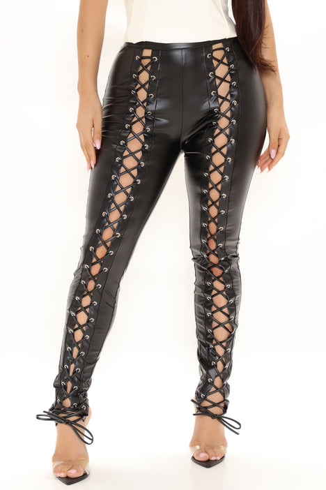 Lace up leggings fashion nova hotsell