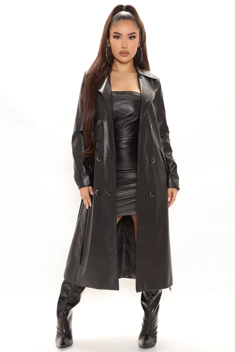 Fashion nova deals black coat