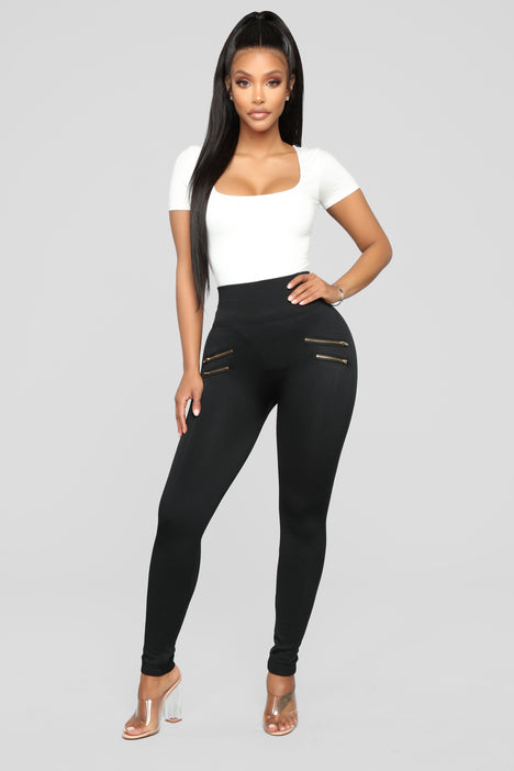 Kiss And Make Up Seamless Leggings - Black