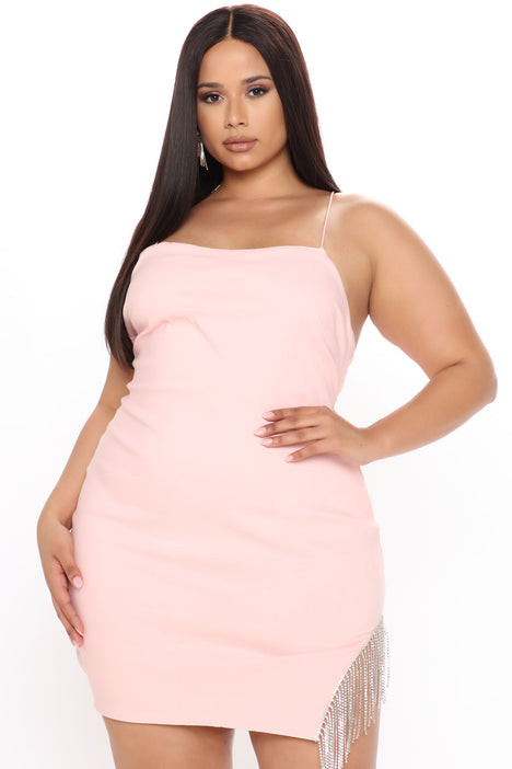 Fashion nova stealin 2025 hearts dress