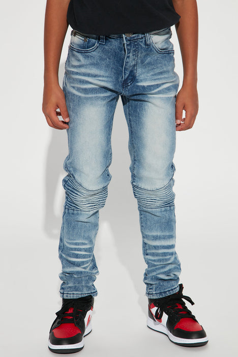 Fashion nova moto hotsell jeans