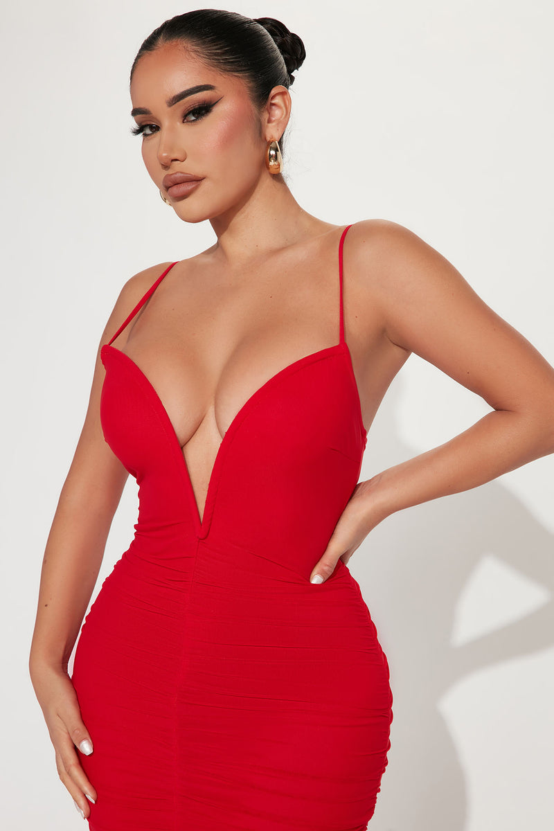 Fashion nova store red bodycon dress