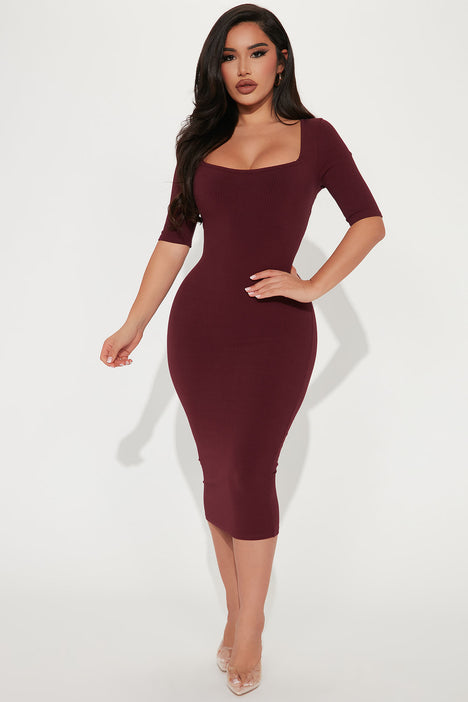 Maroon dress fashion new arrivals nova
