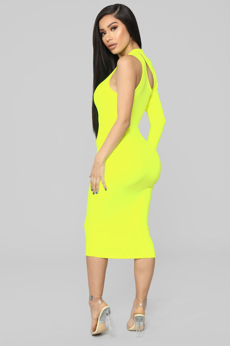 Fashion nova clearance yellow dresses
