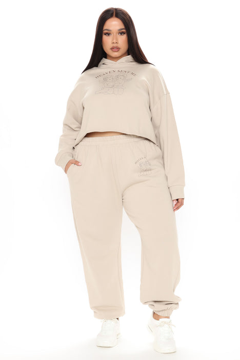 Fashion nova sweatpants set online