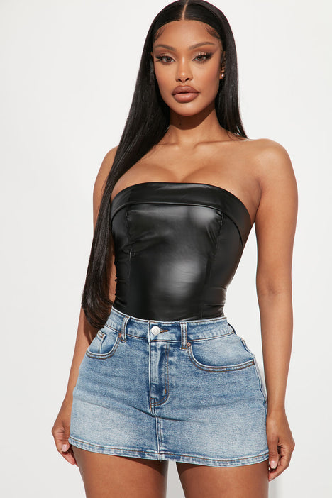 Forever 21 Women's Faux Patent Leather Bustier Bodysuit in Black