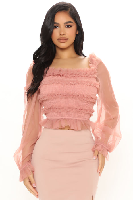 Fashion nova top ruffle top