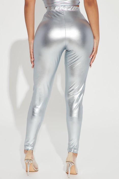 Plus size silver sales metallic leggings